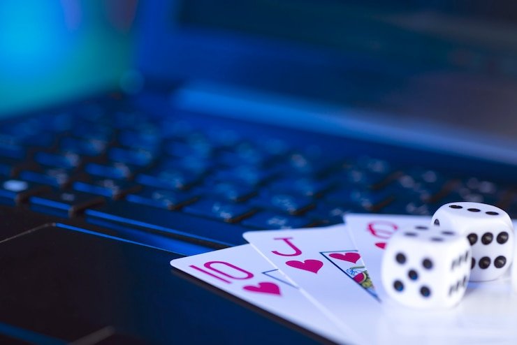 Meja Free Bet Blackjack langsung di polybuzz dengan dealer profesional